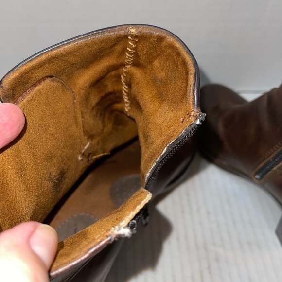 BOC Women's Booties Size 8M Brown Leather Ankle Boots Side Zip Buckle Strap - Picture 10 of 14